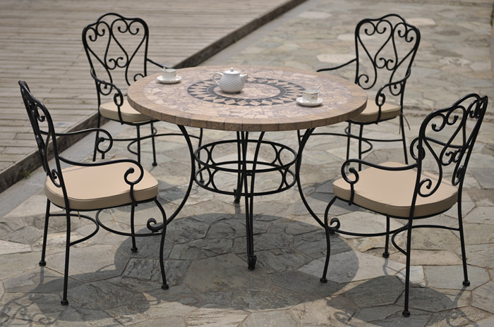 XT581207 XB580817 XC000715